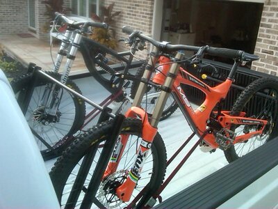 JB-gixxer dh bikes.jpg
