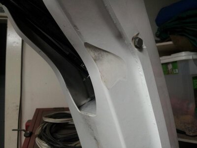 Pole wear.jpg
