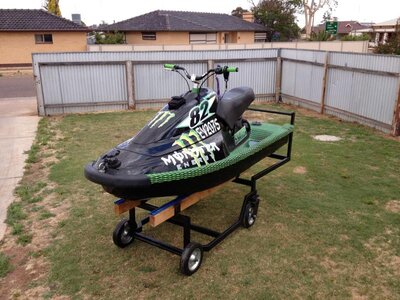Qs-S green fitted.jpg