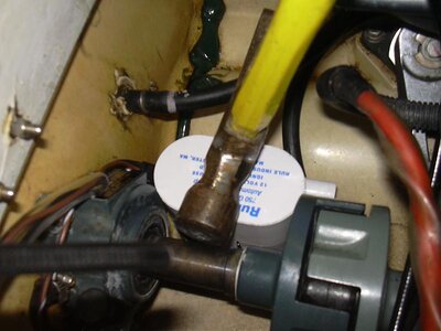 Bilge Pump 02.jpg