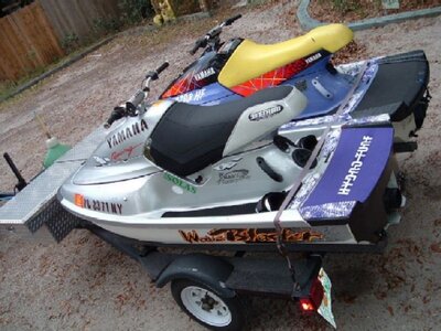 Both on Trailer 2006_0422.JPG