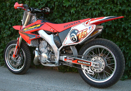 honda_cr_500_2t_supermoto.jpg