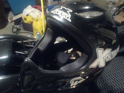 helmet1.jpg