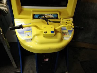 WaveRunner GP Arcade Game 03.jpg