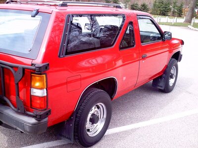 enice rearwhole car.jpg
