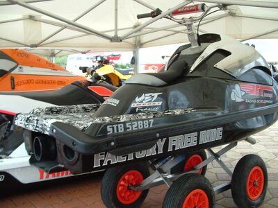 sjx2standhx9.jpg