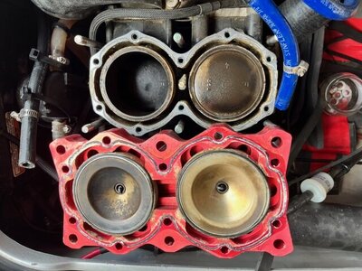 cylinder head pic.jpg cylinder head pic.jpg