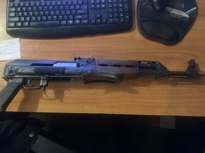 gun1.jpg