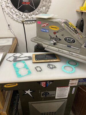 gasket press.jpg gasket press.jpg