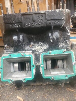 KAW 750.jpg KAW 750.jpg