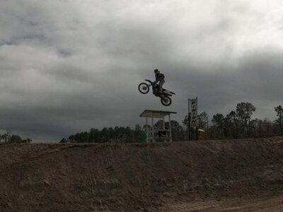 n706637011_763416_7430.jpg