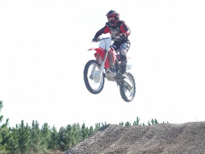 favredjump.jpg