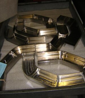 mr2 strut half 3.jpg