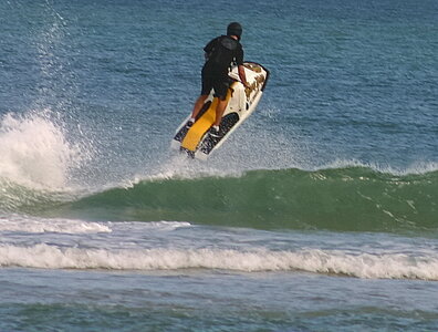 IMG_6043c2.jpg