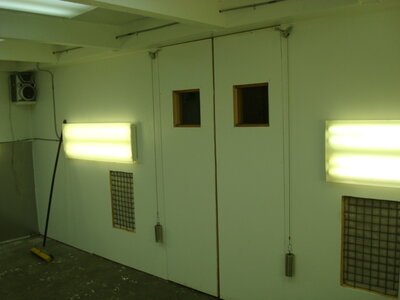 paint shop 025.jpg