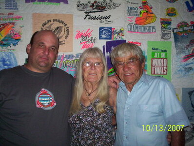 chuck, jo, + gorilla 2007 wf awards.jpg