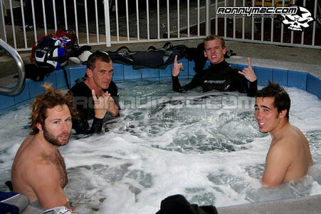 Tub-o-love.jpg