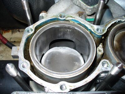 Piston carnage 006.jpg