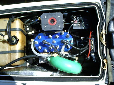 mr. pissy's motor....JPG
