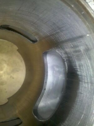 exhaustport2.jpg exhaustport2.jpg