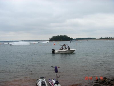 Lake Hartwell Aug 7 8 002.jpg