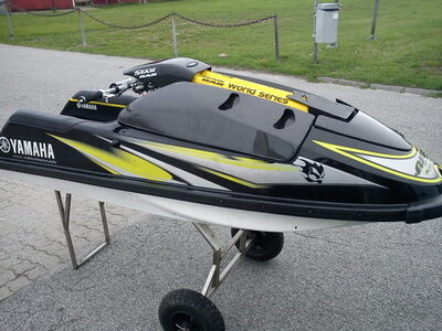 JETSKI DELAR 013.JPG