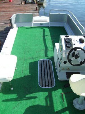 party boat 005.jpg