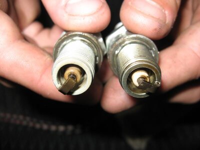 spark plugs 005.jpg