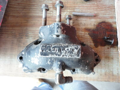 FPP 750 exhaust manifold.JPG FPP 750 exhaust manifold.JPG